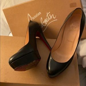 Christian Louboutin Bianca 39 Pumps